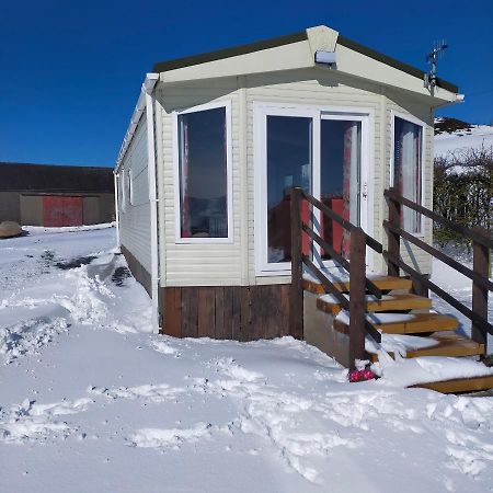 Finnis Slieve Croob Cosy Caravan المظهر الخارجي الصورة