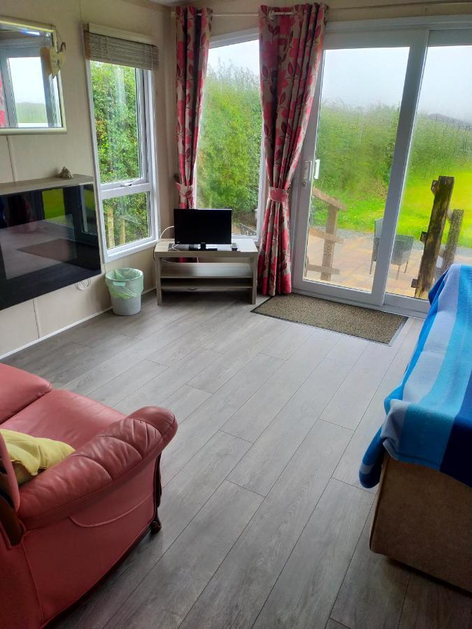 Finnis Slieve Croob Cosy Caravan المظهر الخارجي الصورة