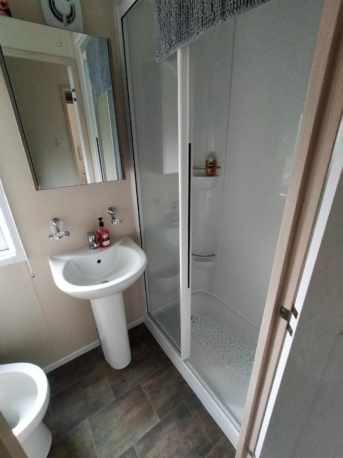 Finnis Slieve Croob Cosy Caravan المظهر الخارجي الصورة